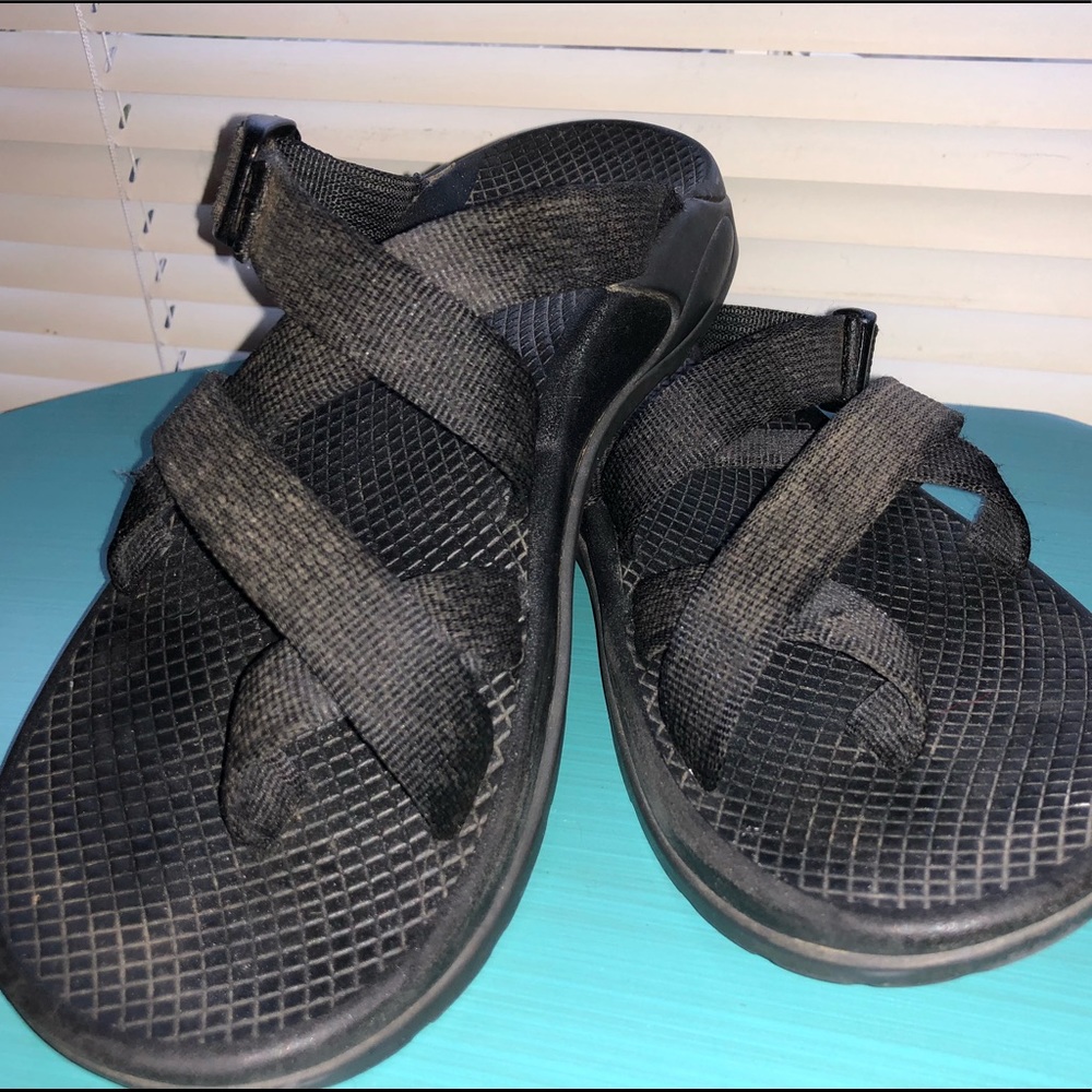 Black Chaco Zong without back strap